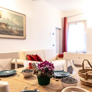 Farm stay Why Farm, Marano Ticino